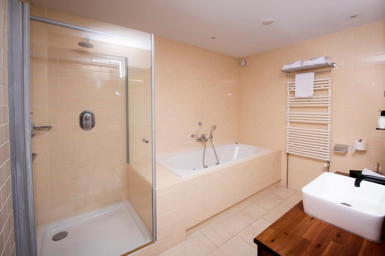 Nobel Hotel Ameland Ballum Extérieur photo