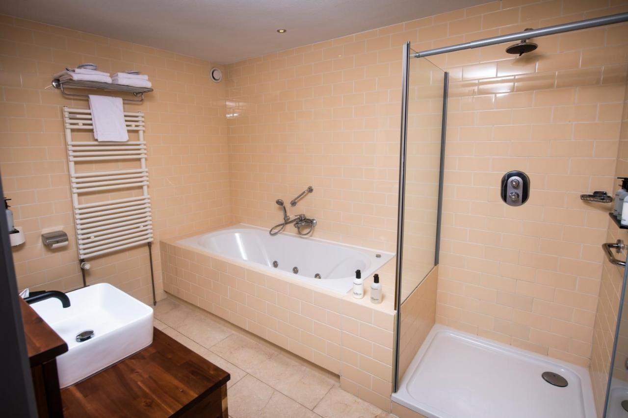 Nobel Hotel Ameland Ballum Extérieur photo